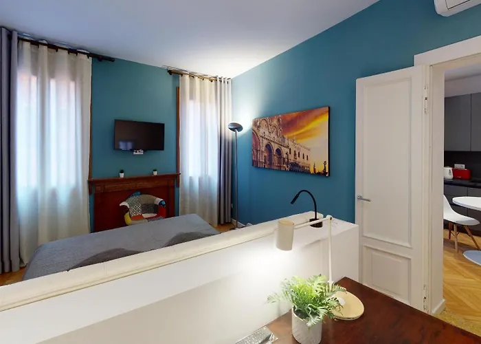 公寓 San Marco Baretteri Design 2 Min From St 威尼斯