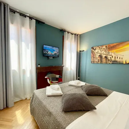 San Marco Baretteri Design 2 Min From St