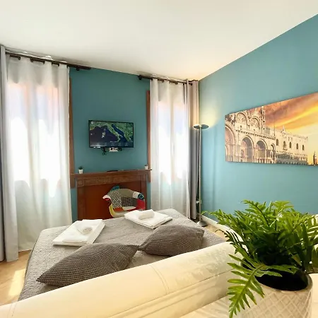 San Marco Baretteri Design 2 Min From St Apartment Venedig
