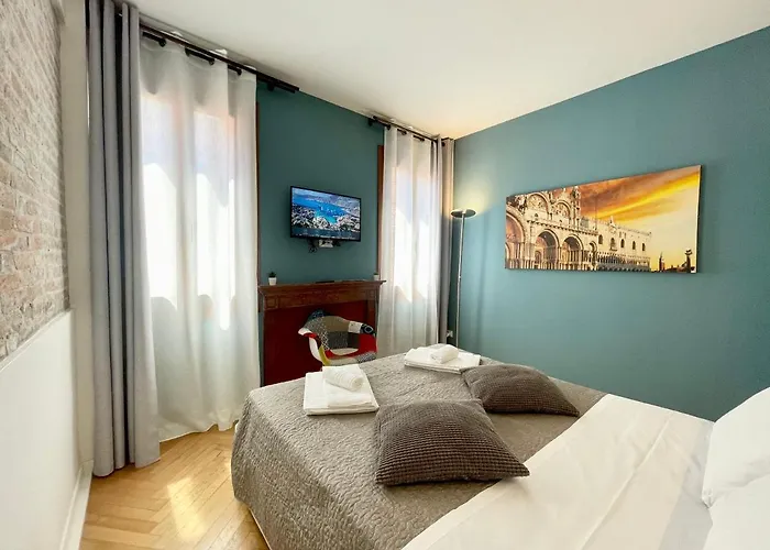 San Marco Baretteri Design 2 Min From St