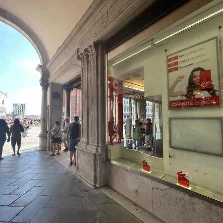 San Marco Luxury Steps From St Marks Appartamento *